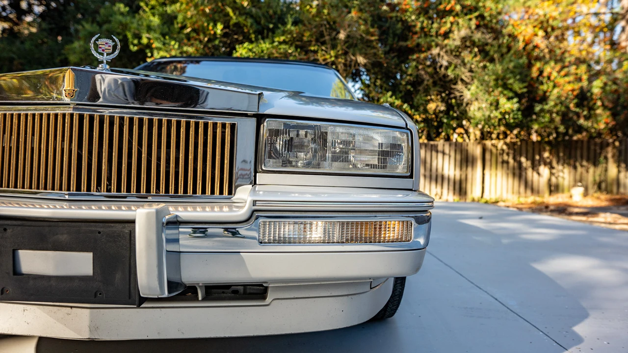 1989 Cadillac Seville - Image 21 of 31