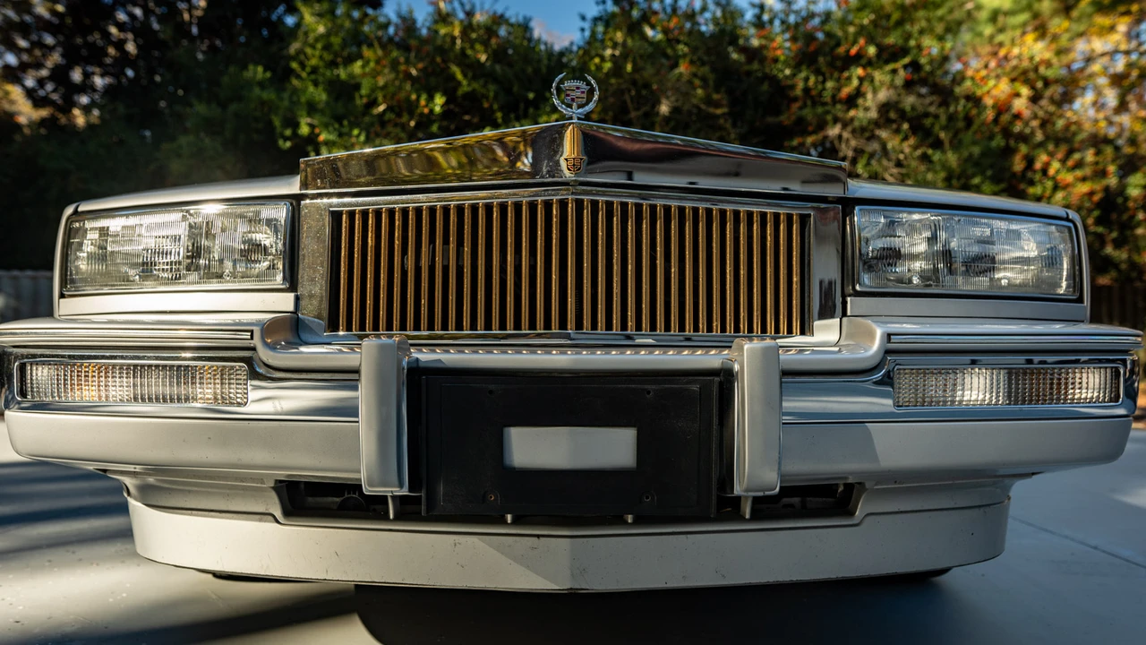 1989 Cadillac Seville - Image 22 of 31