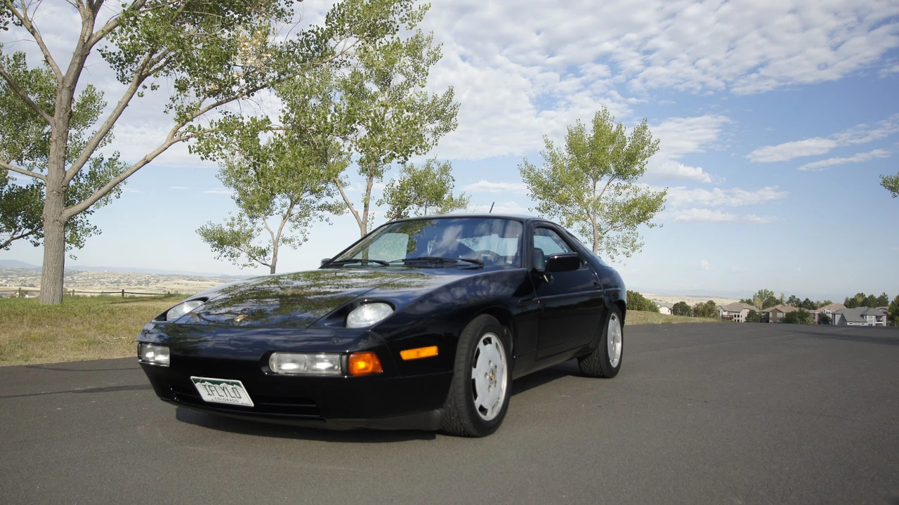 1989 Porsche 928 S4 - Image 14 of 31