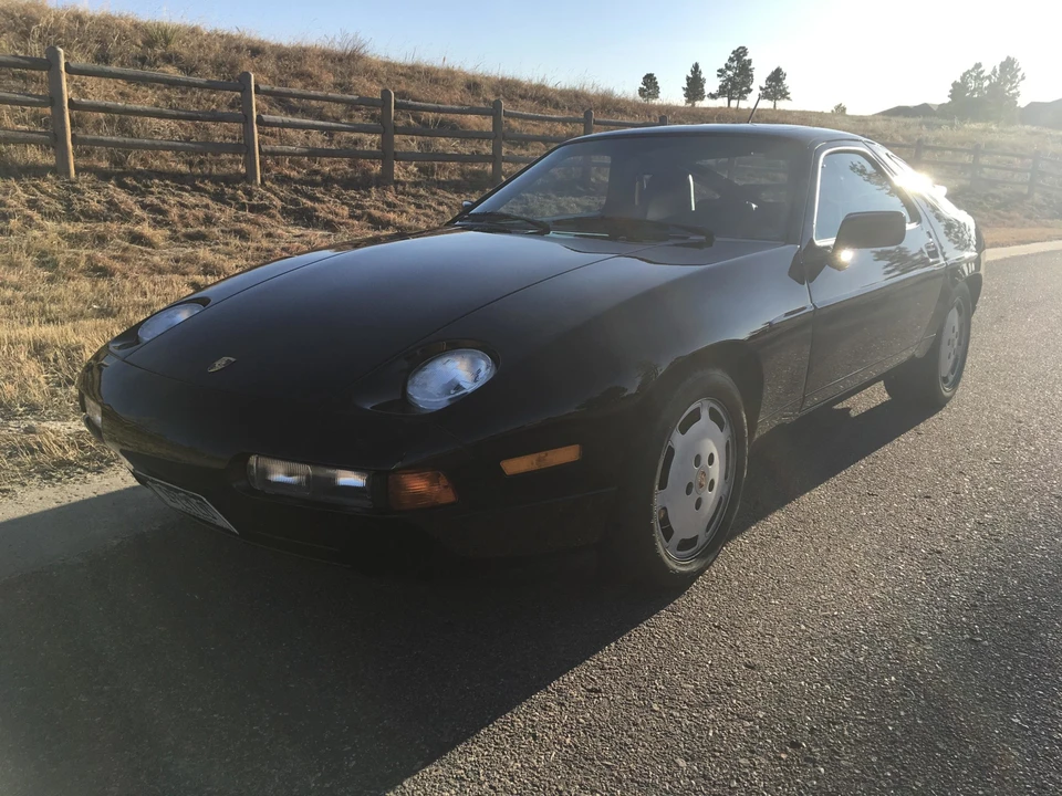 1989 Porsche 928 S4 - Image 13 of 31