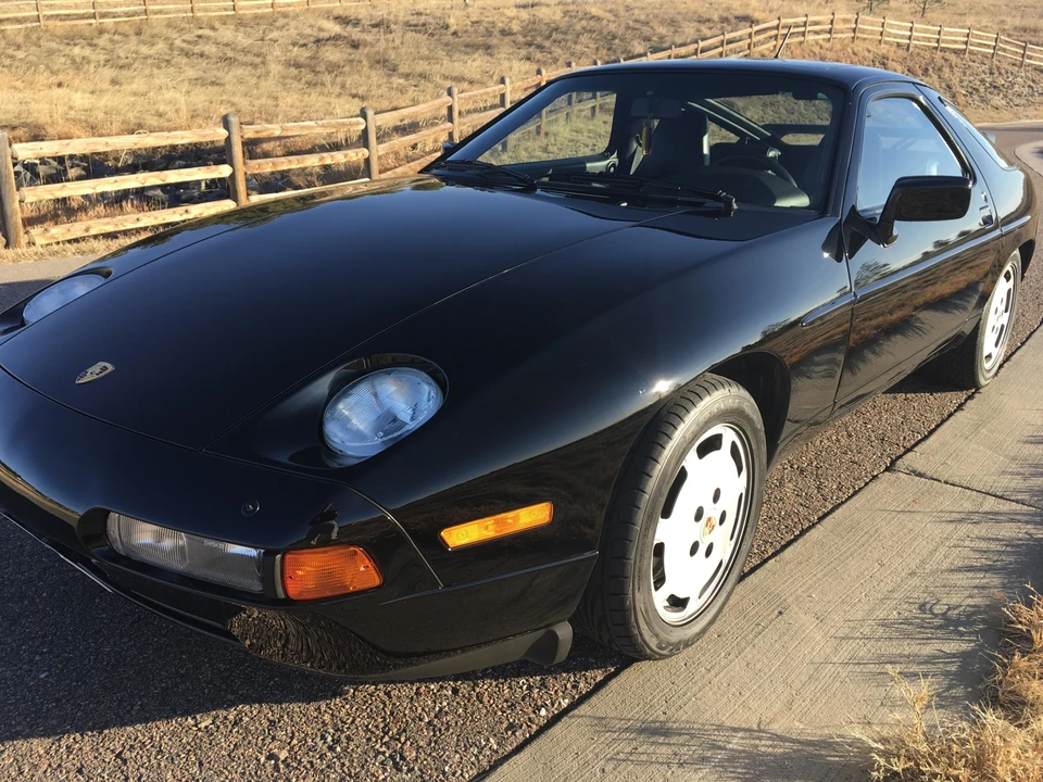 1989 Porsche 928 S4 - Image 12 of 31