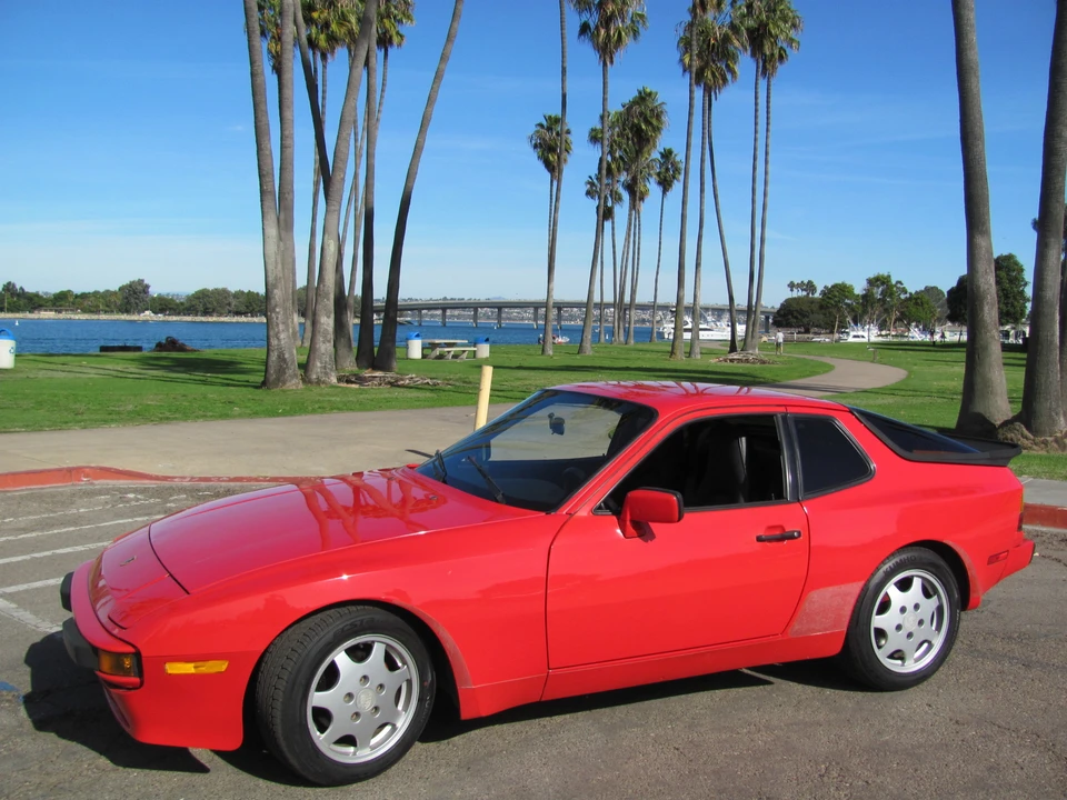 1989 Porsche 944 - Image 7 of 31
