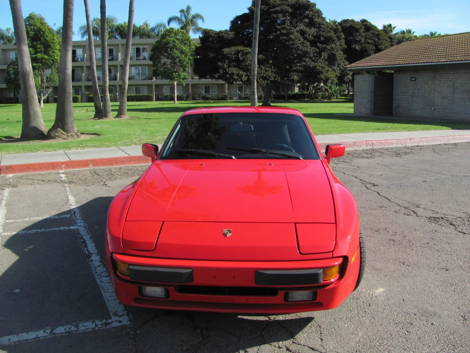 1989 Porsche 944 - Image 9 of 31