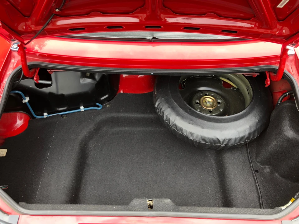 1990 Mazda NA MX-5 Miata - Image 21 of 31