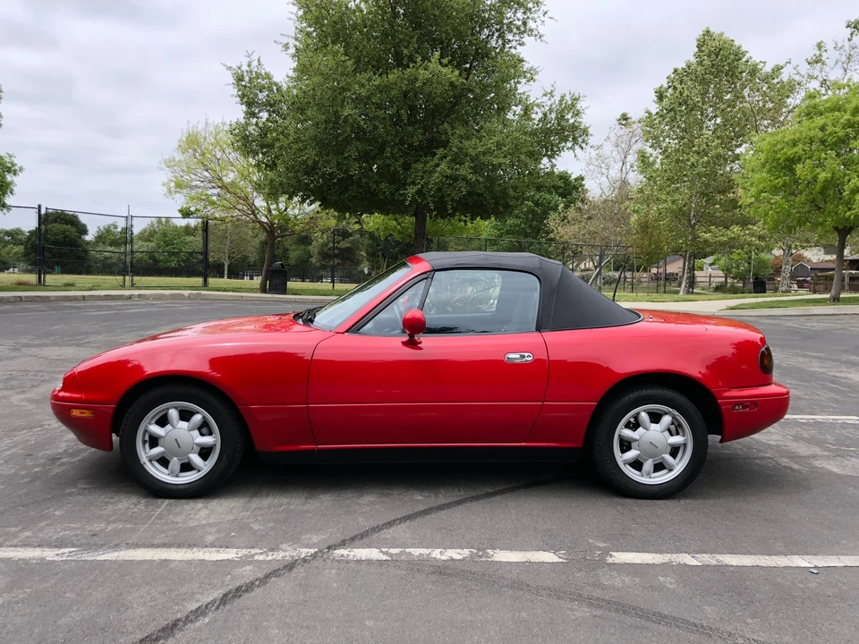 1990 Mazda NA MX-5 Miata - Image 4 of 31