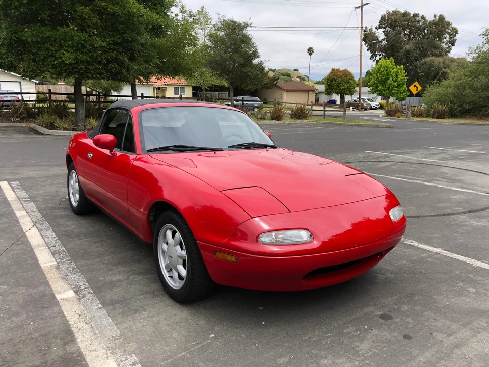 1990 Mazda NA MX-5 Miata - Image 2 of 31