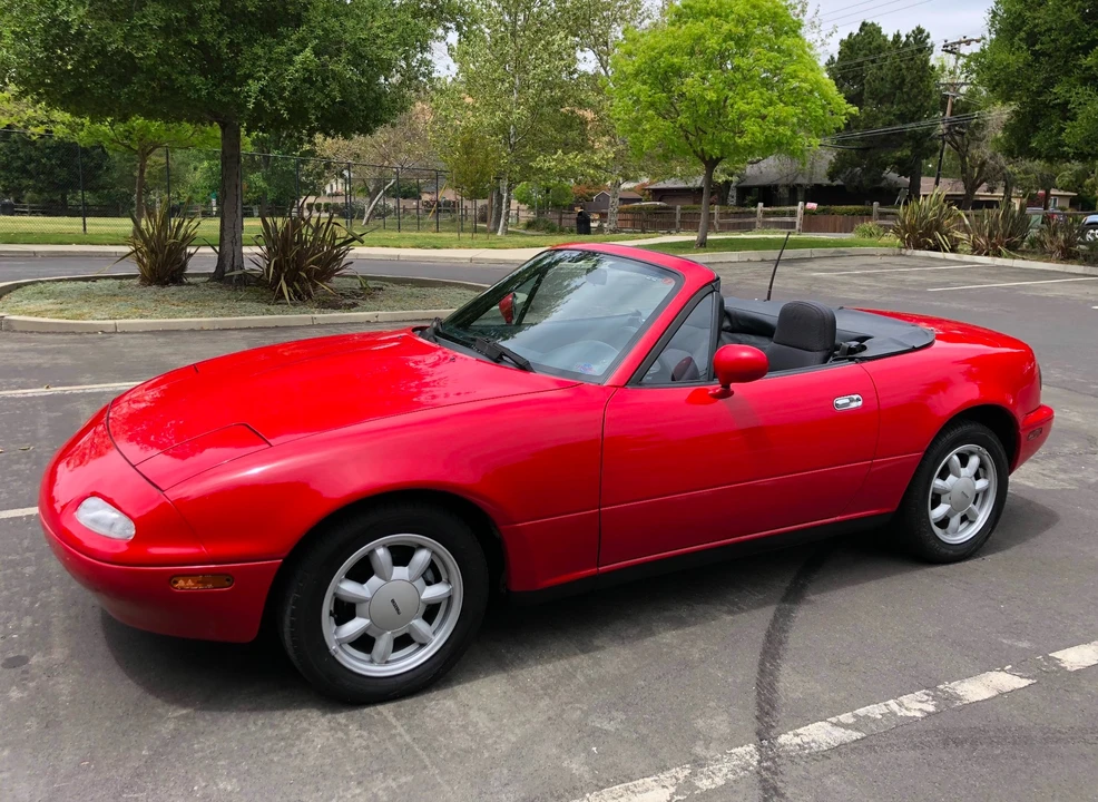 1990 Mazda NA MX-5 Miata - Image 9 of 31
