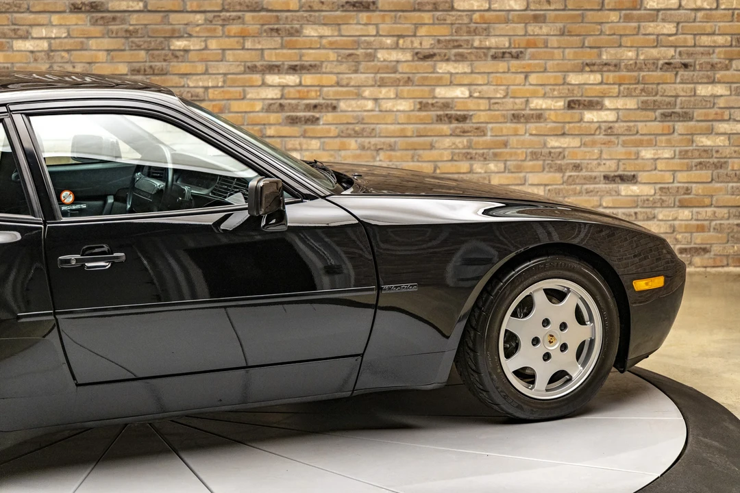 1990 Porsche 944 S2 - Image 22 of 31