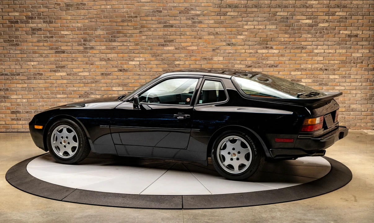 1990 Porsche 944 S2 - Image 10 of 31