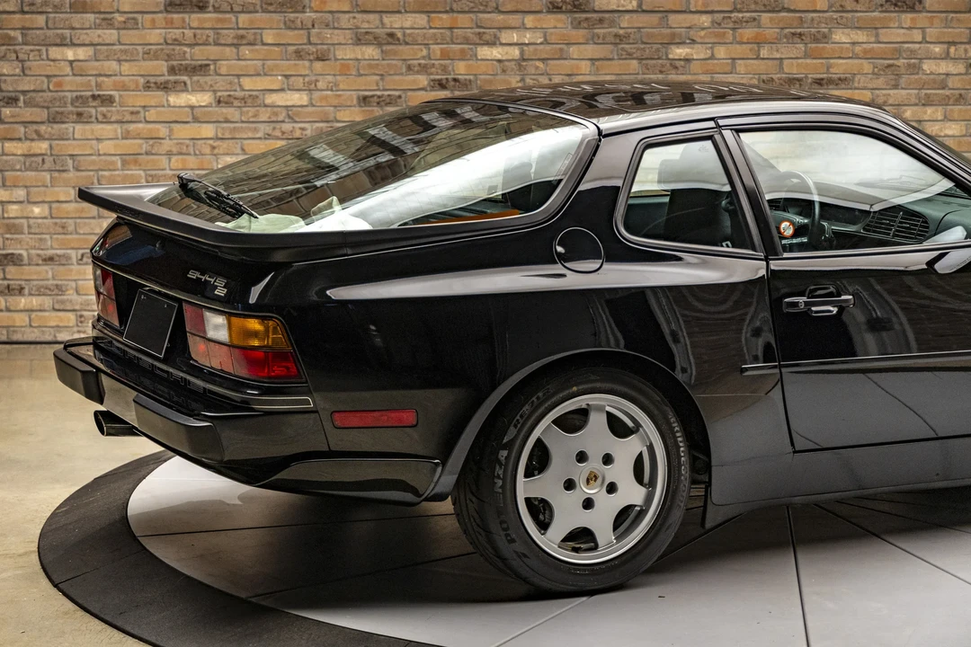 1990 Porsche 944 S2 - Image 24 of 31