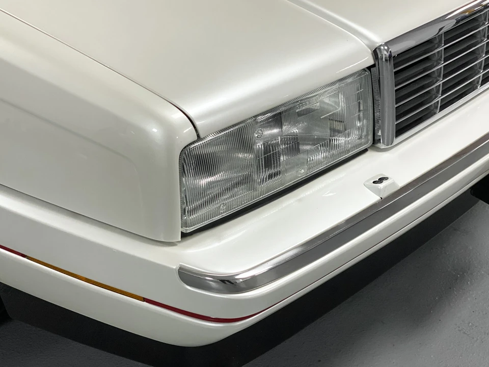 1991 Cadillac Allante - Image 24 of 31
