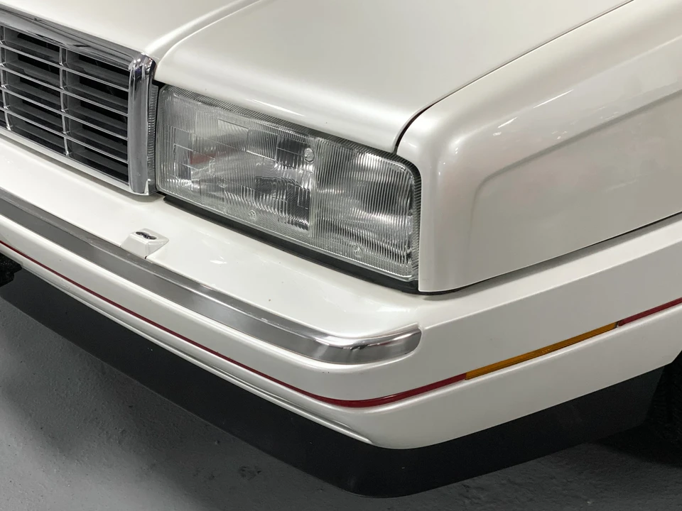 1991 Cadillac Allante - Image 25 of 31