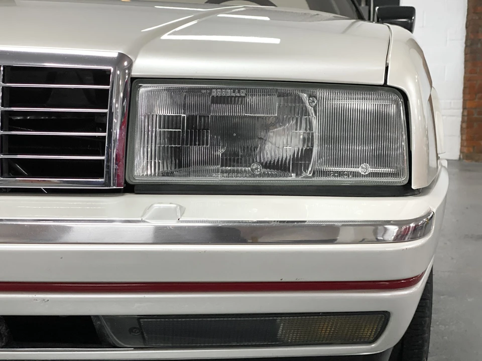 1991 Cadillac Allante - Image 28 of 31