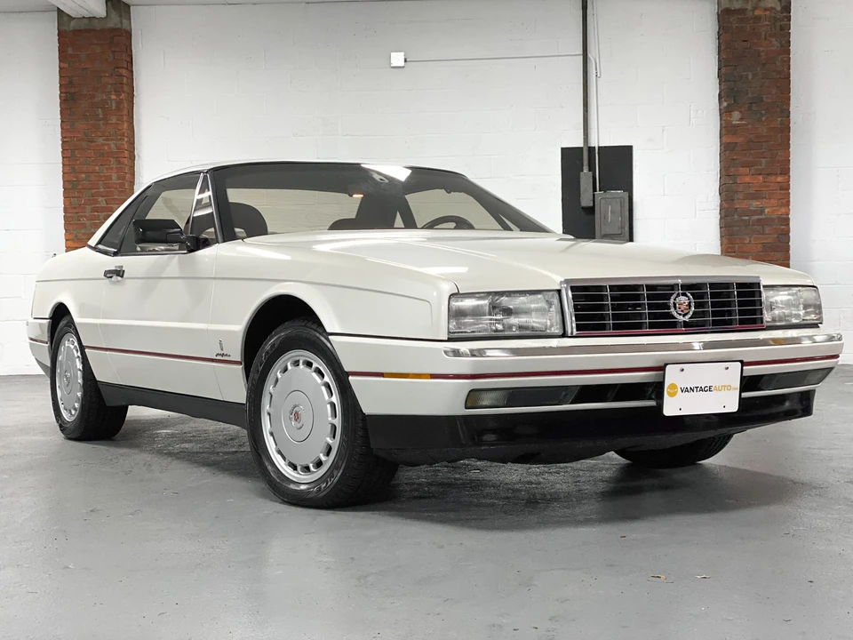1991 Cadillac Allante - Image 14 of 31