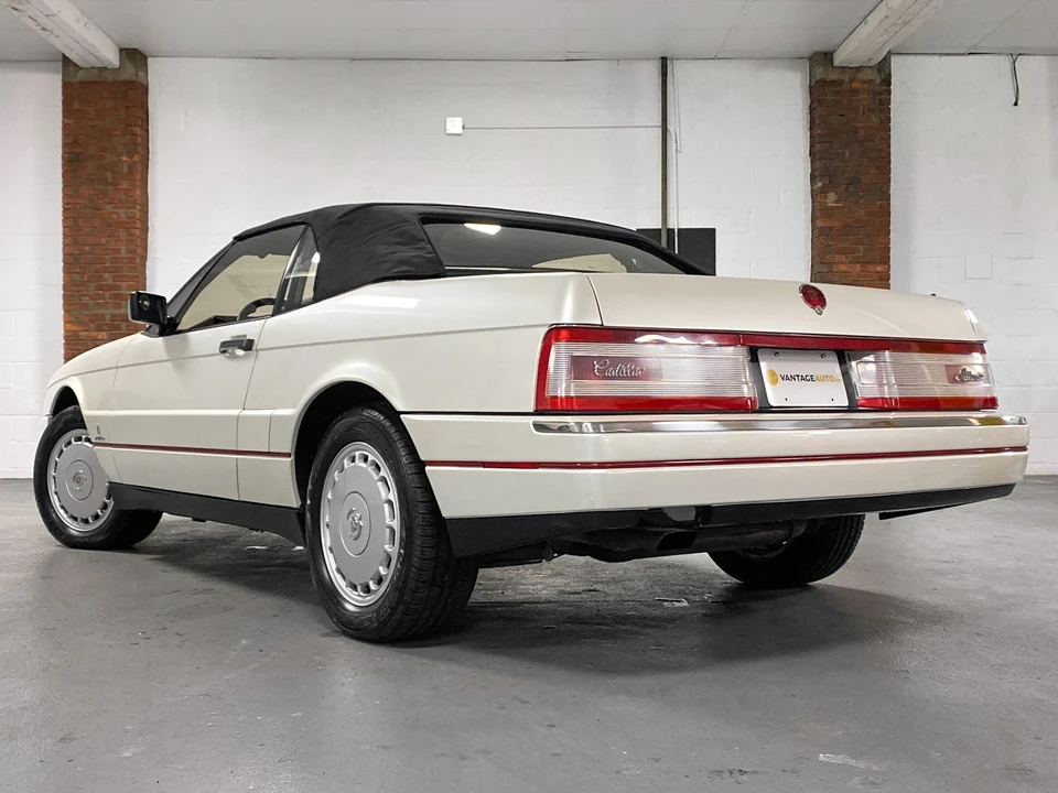 1991 Cadillac Allante - Image 3 of 31