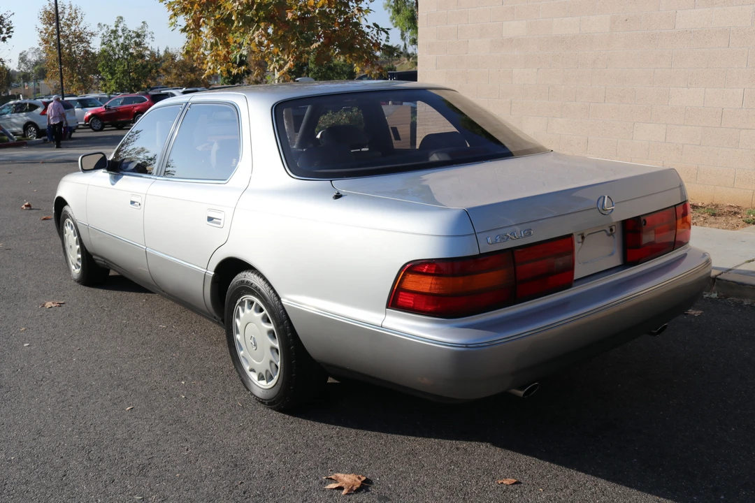1991 Lexus LS 1st Gen - Image 14 of 31