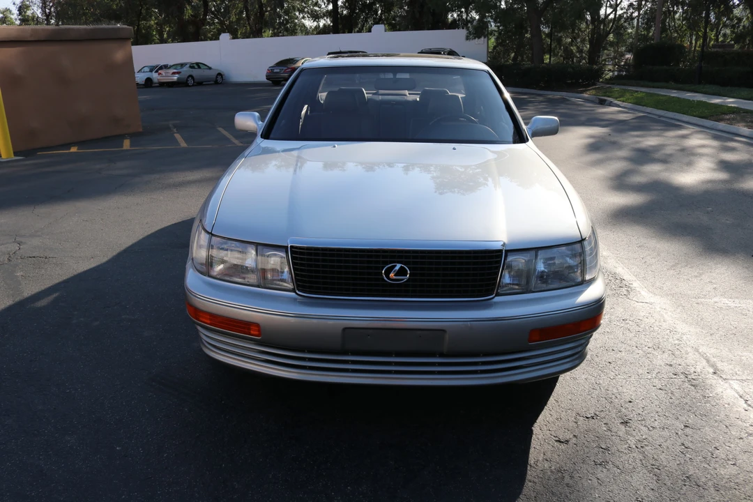 1991 Lexus LS 1st Gen - Image 29 of 31