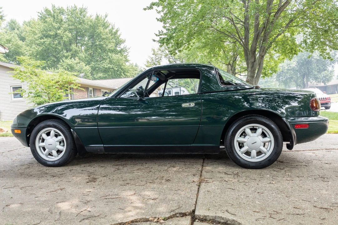 1991 Mazda NA MX-5 Miata - Image 5 of 31