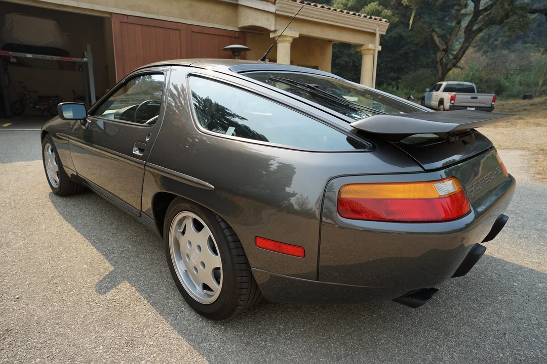 1991 Porsche 928 GT - Image 11 of 31