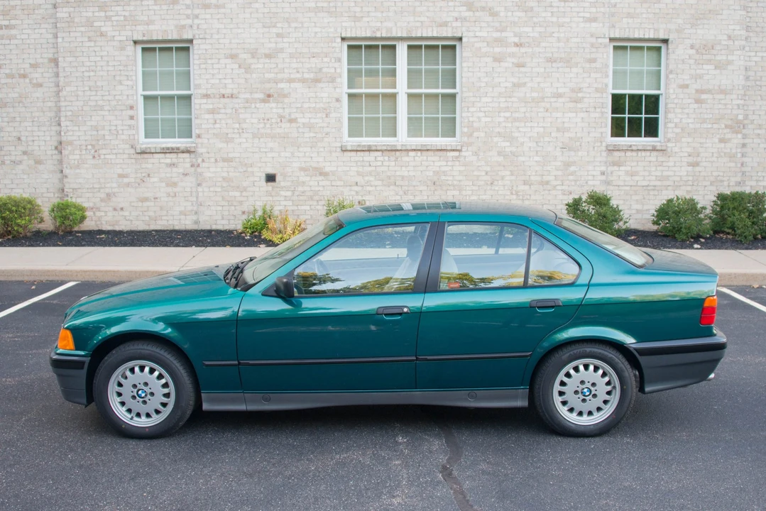 1992 BMW E36 3 Series - Image 10 of 31