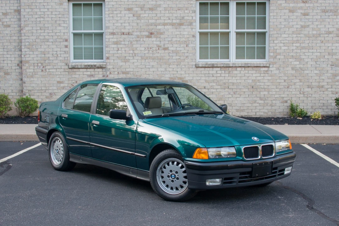 1992 BMW E36 3 Series - Image 3 of 31