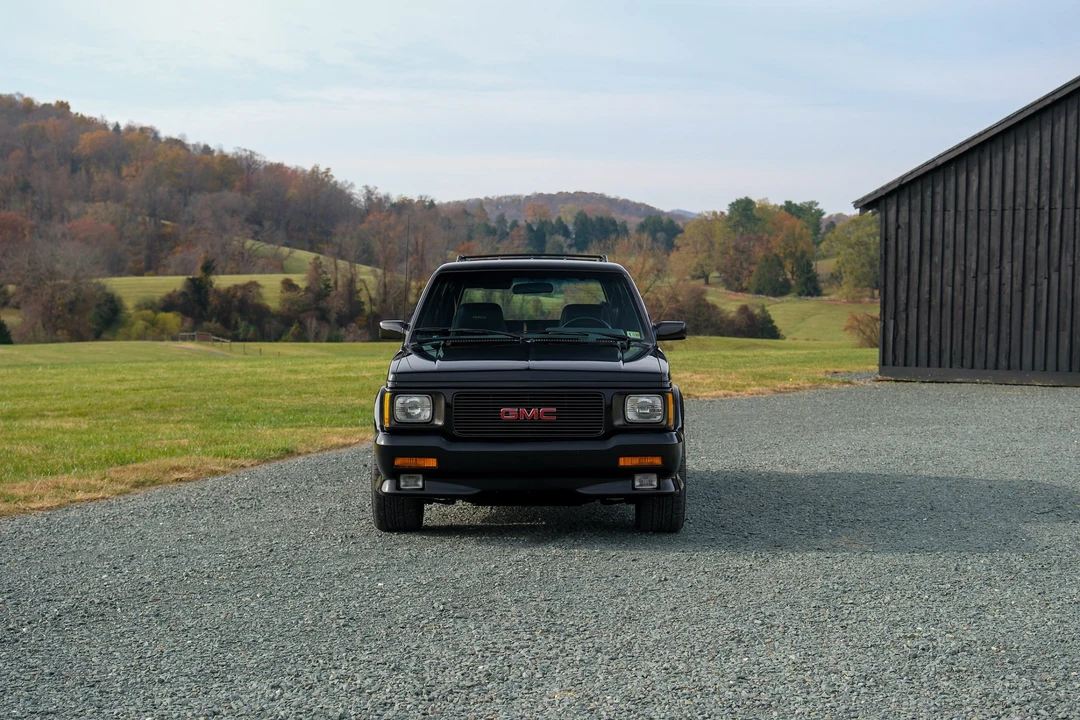 1992 GMC Syclone - Image 2 of 31