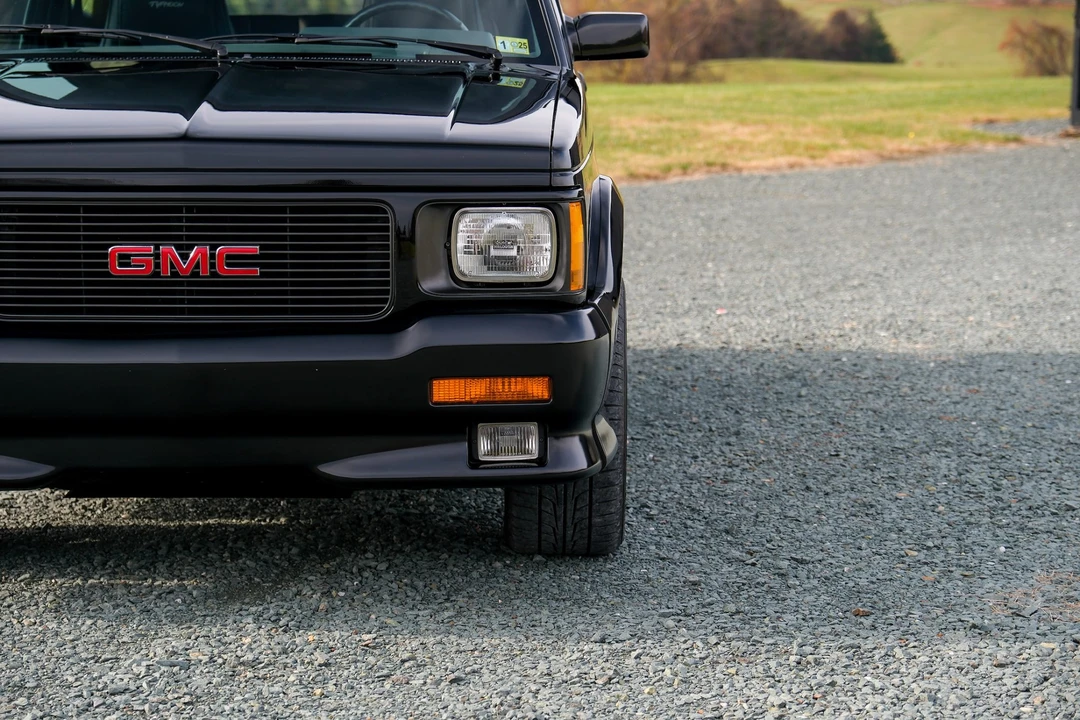 1992 GMC Syclone - Image 20 of 31