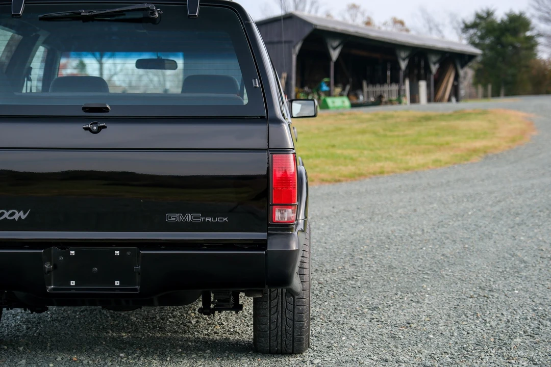 1992 GMC Syclone - Image 23 of 31