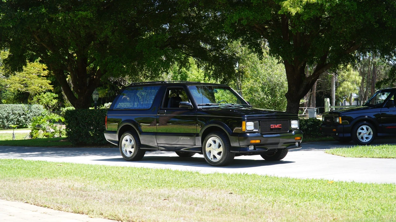1992 GMC - Image 10 of 31