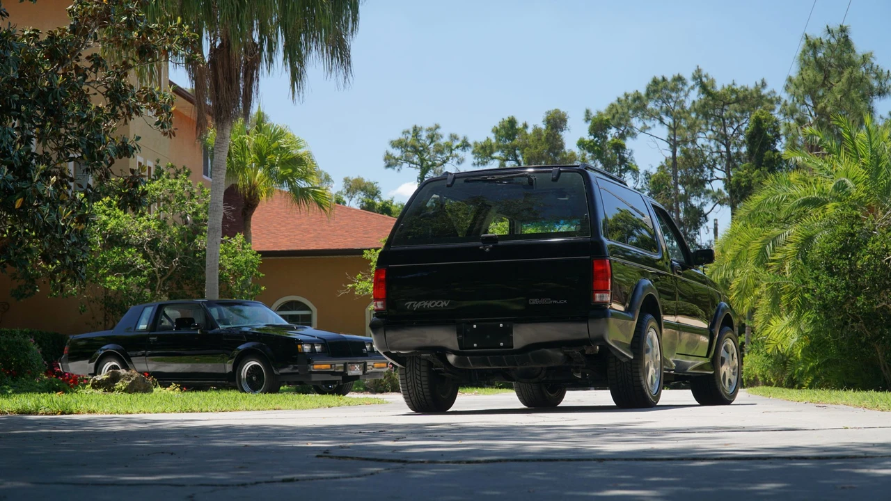 1992 GMC - Image 16 of 31