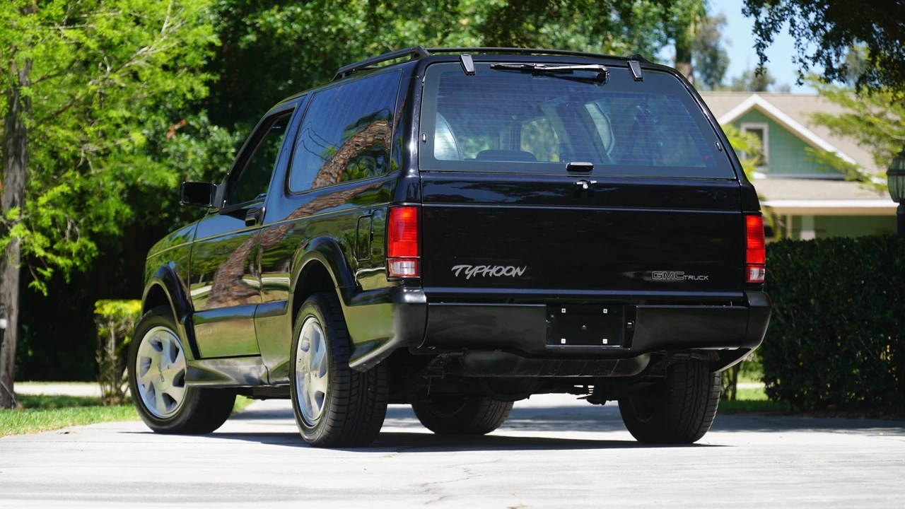 1992 GMC - Image 19 of 31
