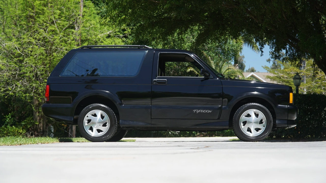 1992 GMC - Image 11 of 31