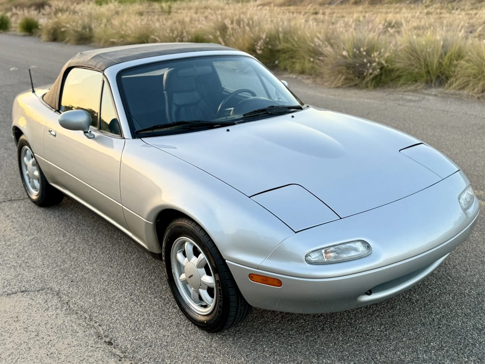 1992 Mazda NA MX-5 Miata - Image 12 of 31
