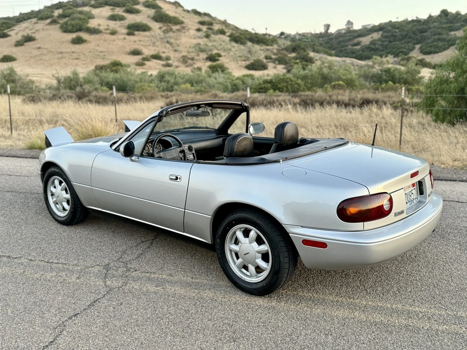 1992 Mazda NA MX-5 Miata - Image 23 of 31