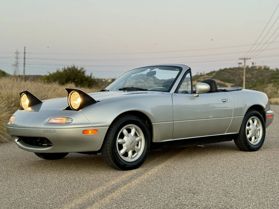 1992 Mazda NA MX-5 Miata - Image 18 of 31