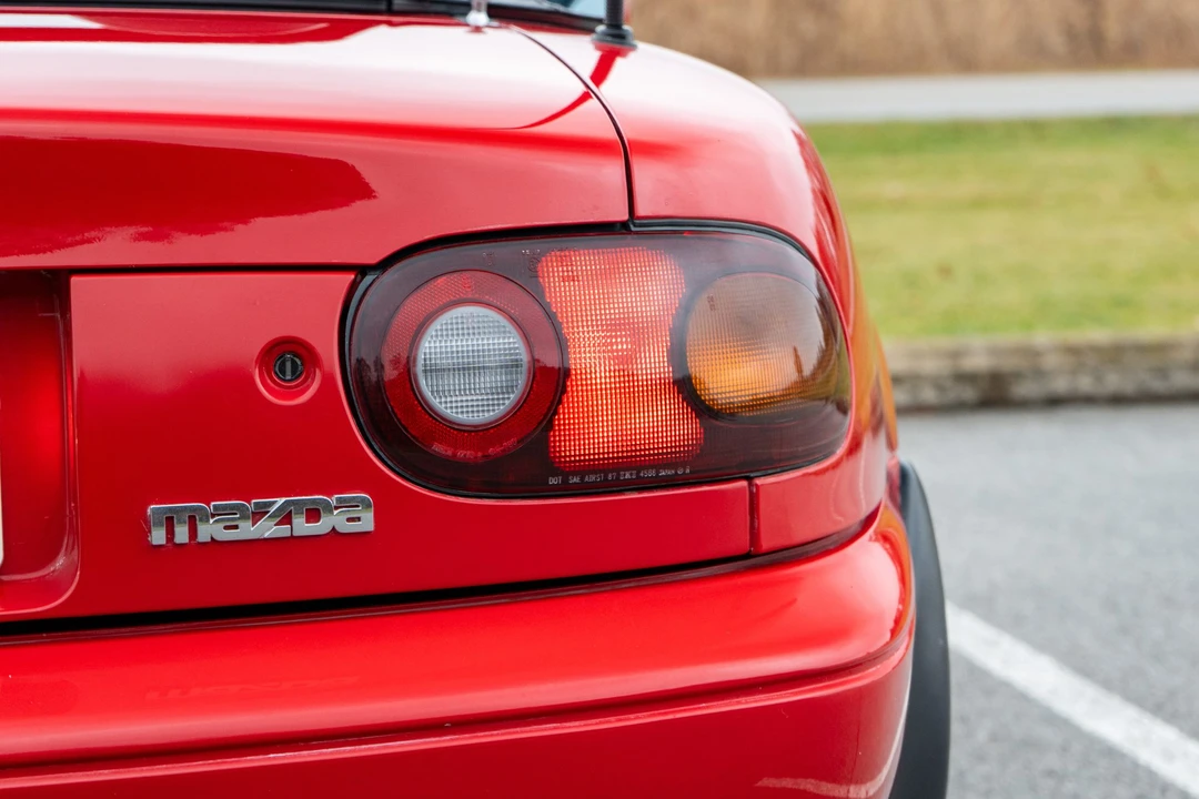 1992 Mazda NA MX-5 Miata - Image 16 of 31