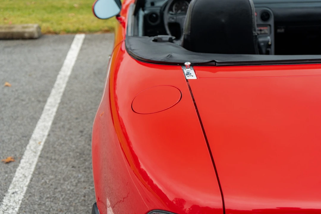 1992 Mazda NA MX-5 Miata - Image 28 of 31