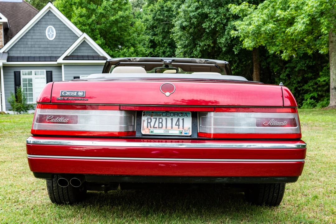 1993 Cadillac Allante - Image 18 of 31