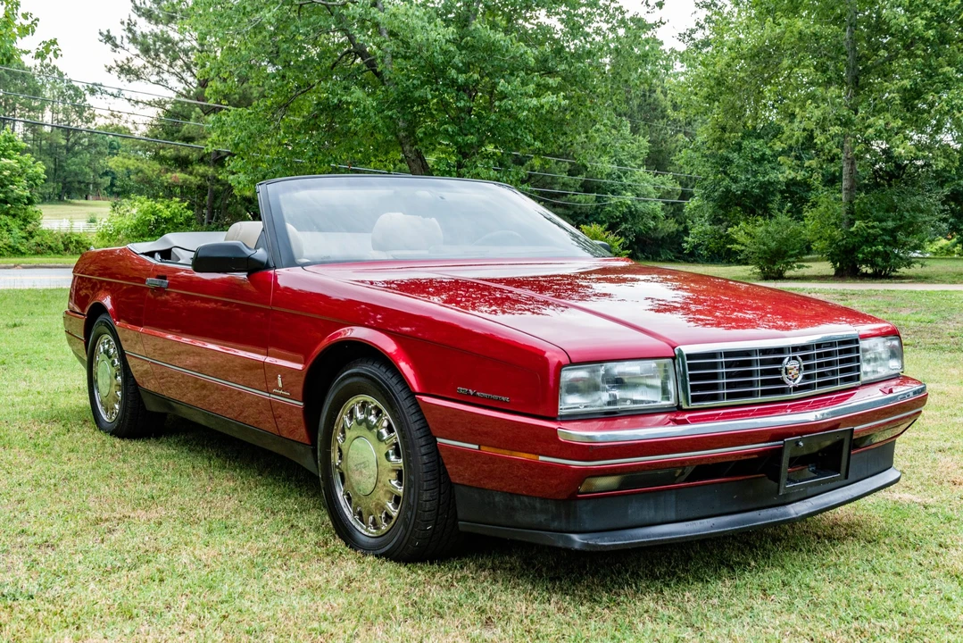 1993 Cadillac Allante - Image 21 of 31
