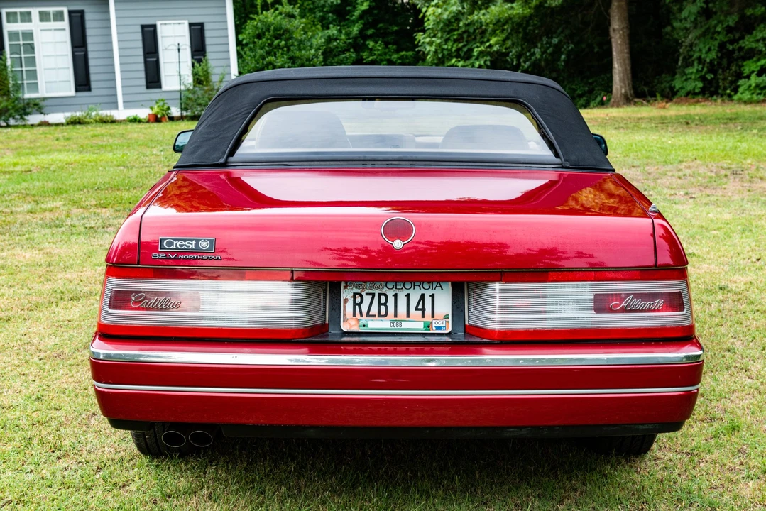 1993 Cadillac Allante - Image 5 of 31