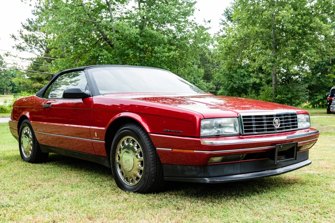 1993 Cadillac Allante - Image 9 of 31