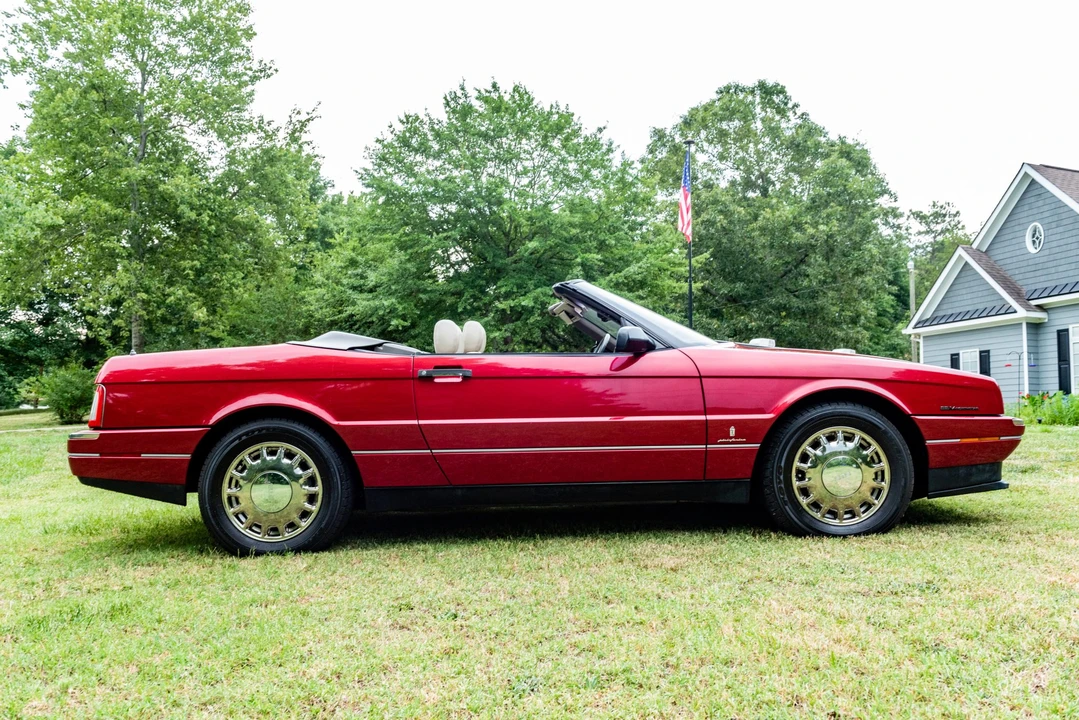 1993 Cadillac Allante - Image 20 of 31