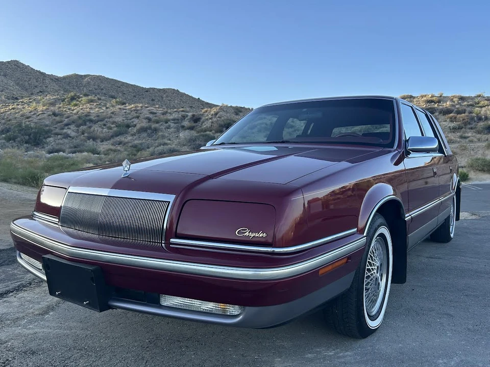 1993 Chrysler New Yorker - Image 2 of 31
