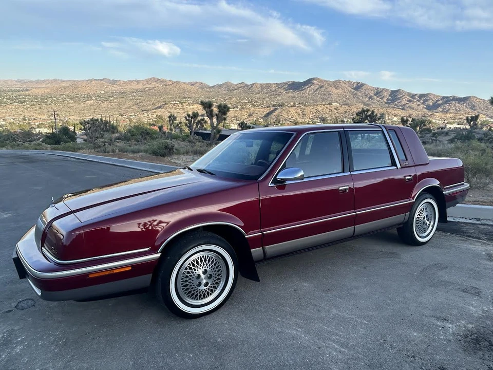 1993 Chrysler New Yorker - Image 6 of 31