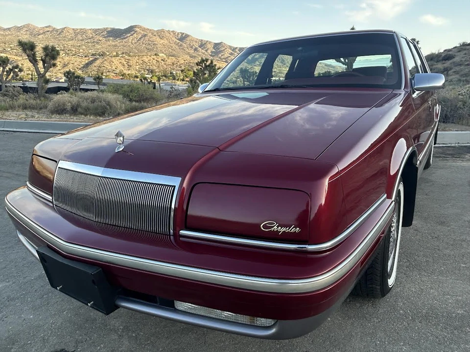 1993 Chrysler New Yorker - Image 21 of 31