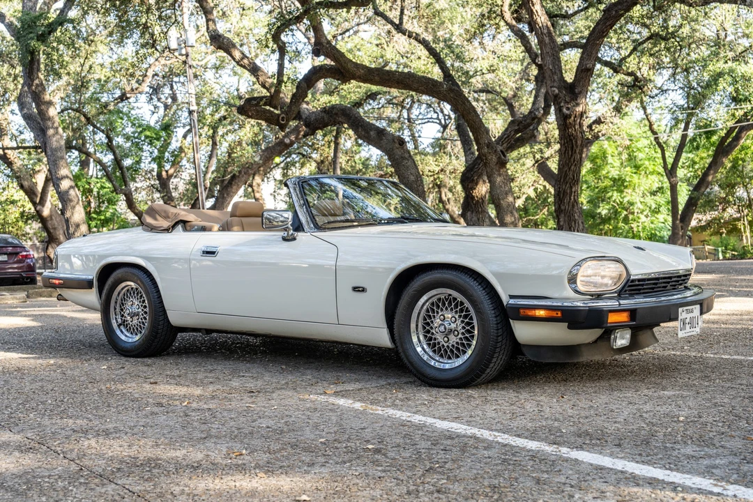 1993 Jaguar XJS Convertible - Image 11 of 31