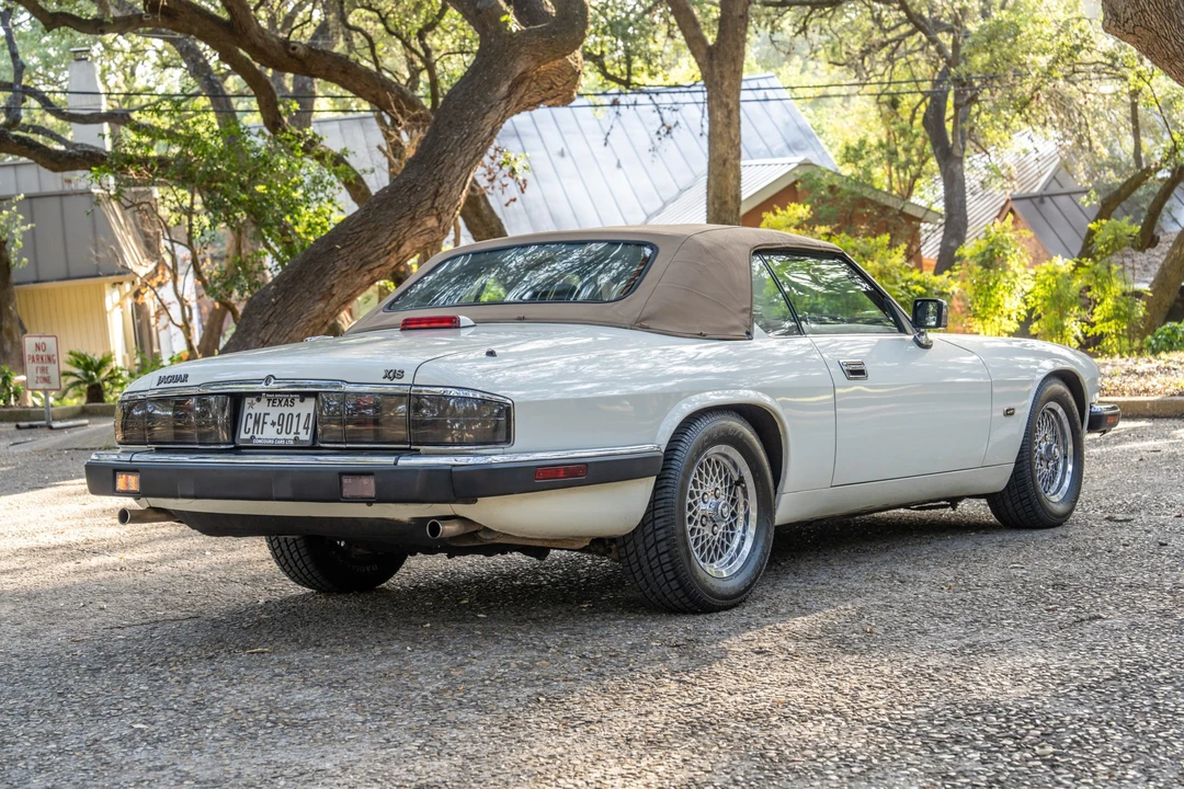 1993 Jaguar XJS Convertible - Image 5 of 31