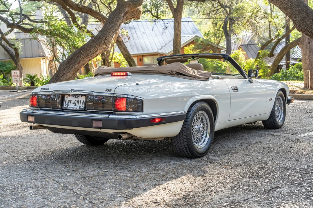 1993 Jaguar XJS Convertible - Image 15 of 31