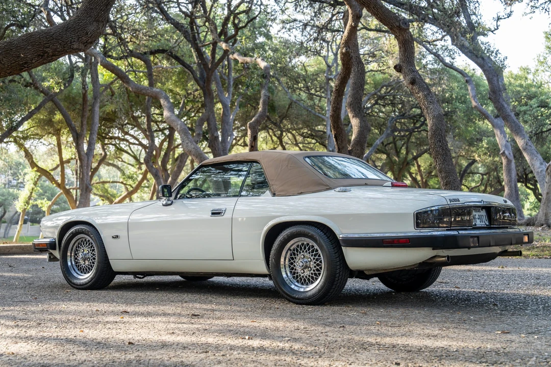 1993 Jaguar XJS Convertible - Image 7 of 31
