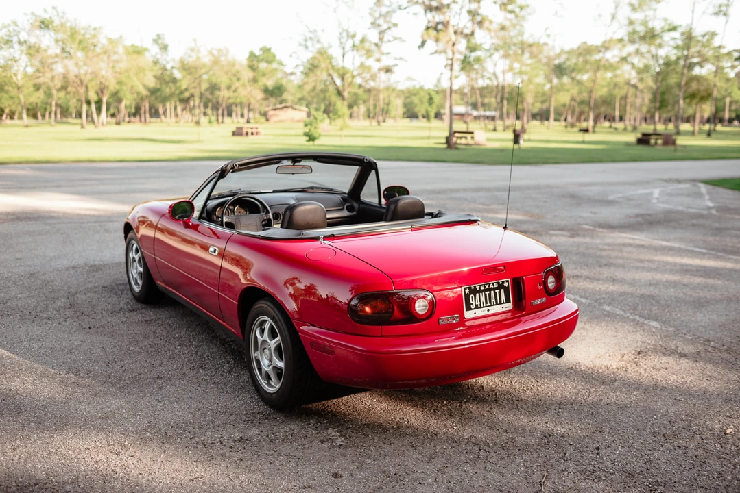 1994 Mazda NA MX-5 Miata - Image 28 of 31